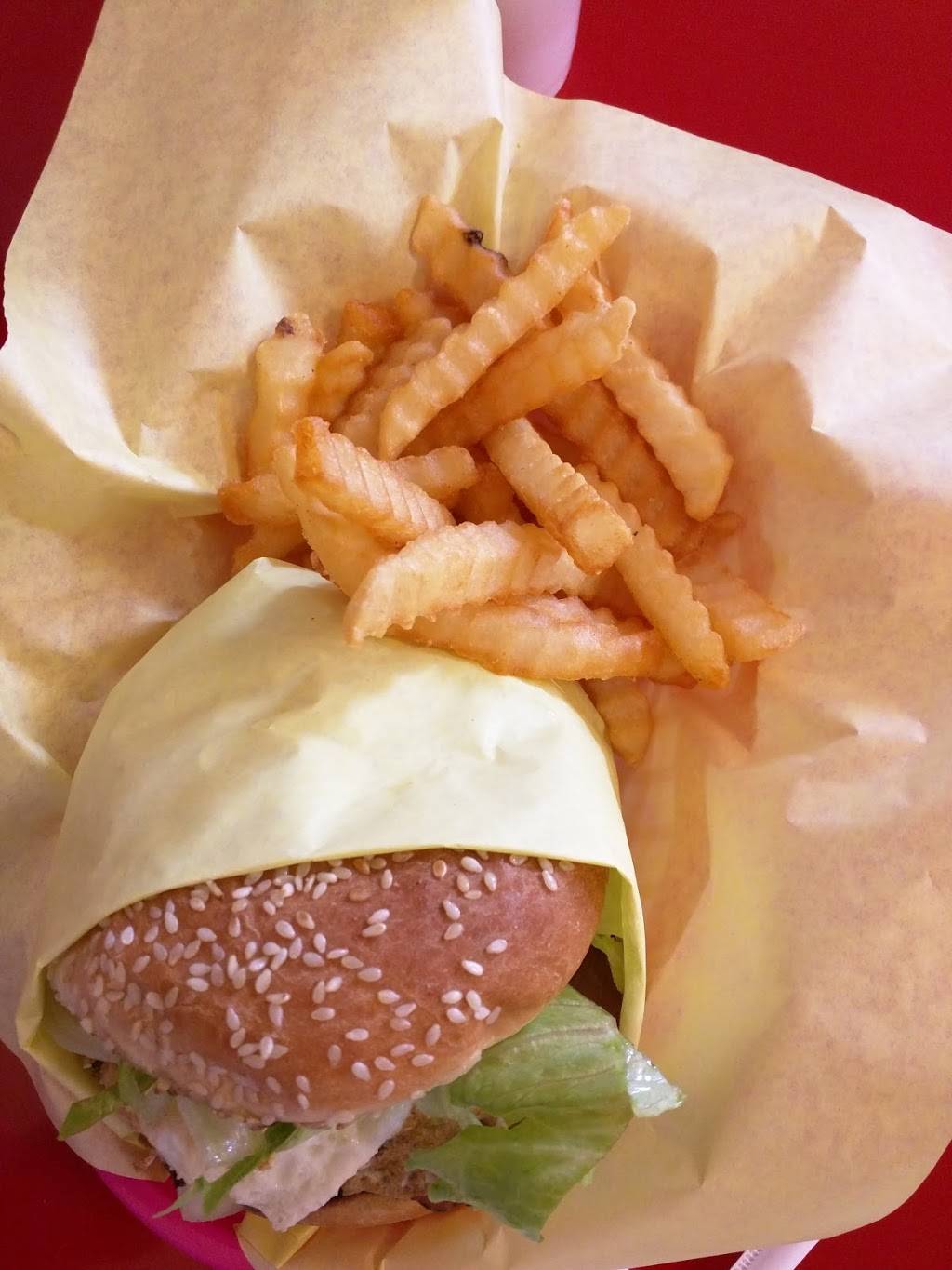 Triple A Burger | restaurant | 1014 Fresno St #101, Fresno, CA 93706, USA | 5594975169 OR +1 559-497-5169