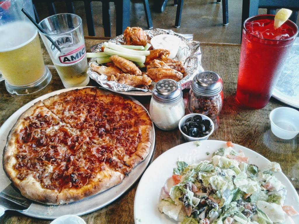 Amici Conyers | restaurant | 1805 Parker Rd SE, Conyers, GA 30094, USA | 6788902005 OR +1 678-890-2005