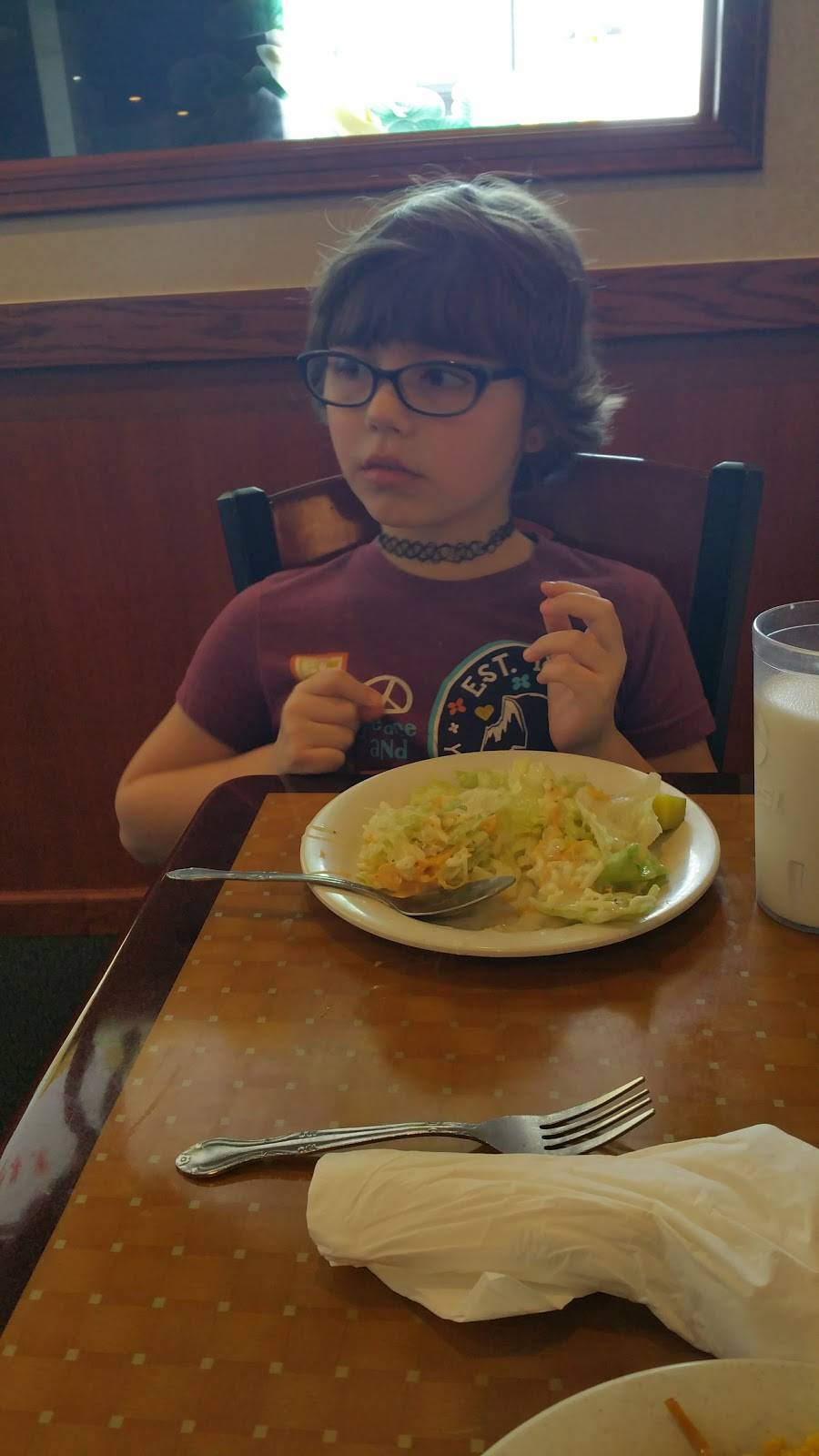 Q Q Buffet | restaurant | 108 Dettro Dr, Mattoon, IL 61938, USA | 2172588838 OR +1 217-258-8838