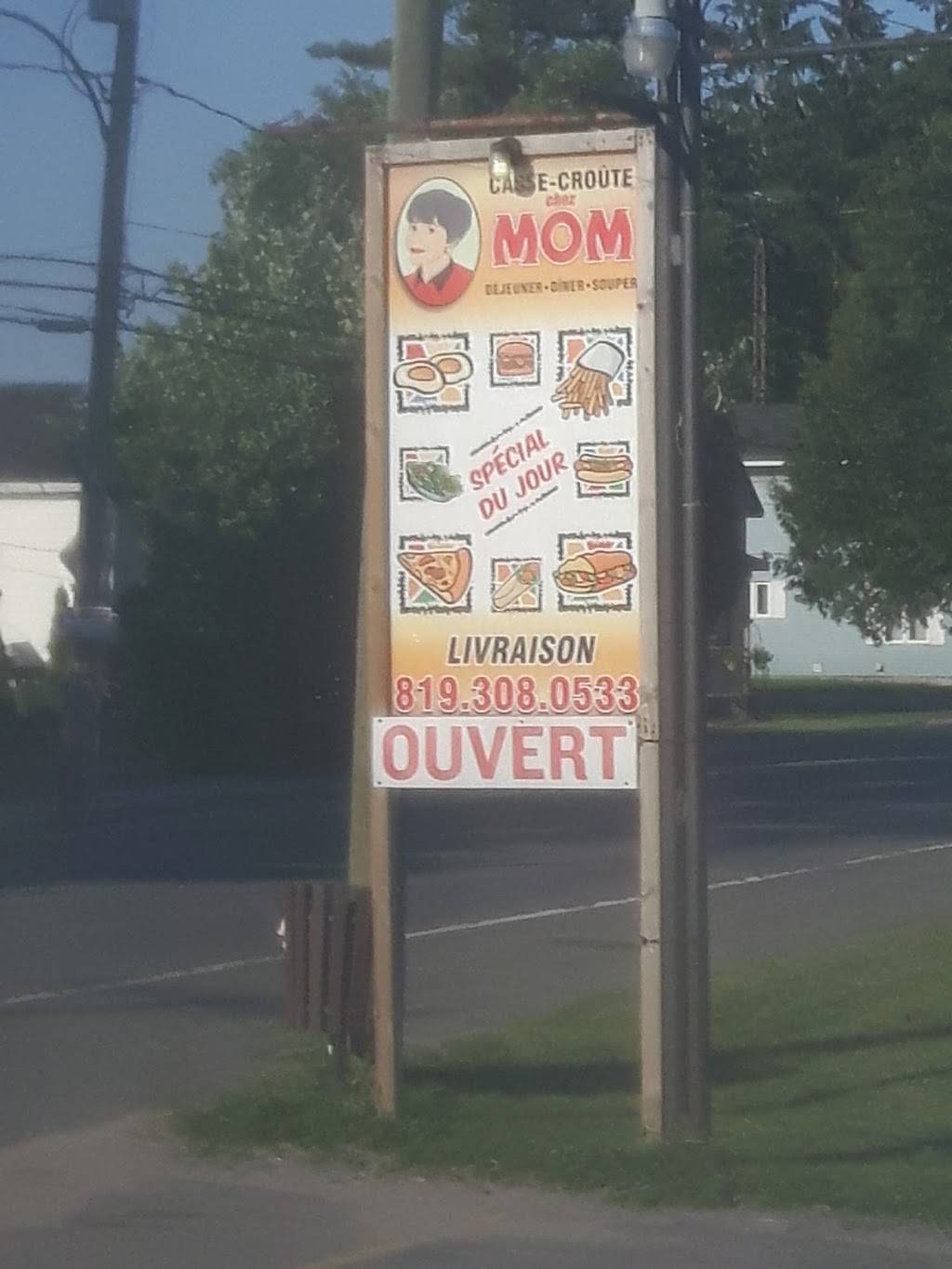 Casse Croute Chez Mom Patate | restaurant | 280 Rue Principale, Plaisance, QC J0V 1S0, Canada | 8194276562 OR +1 819-427-6562