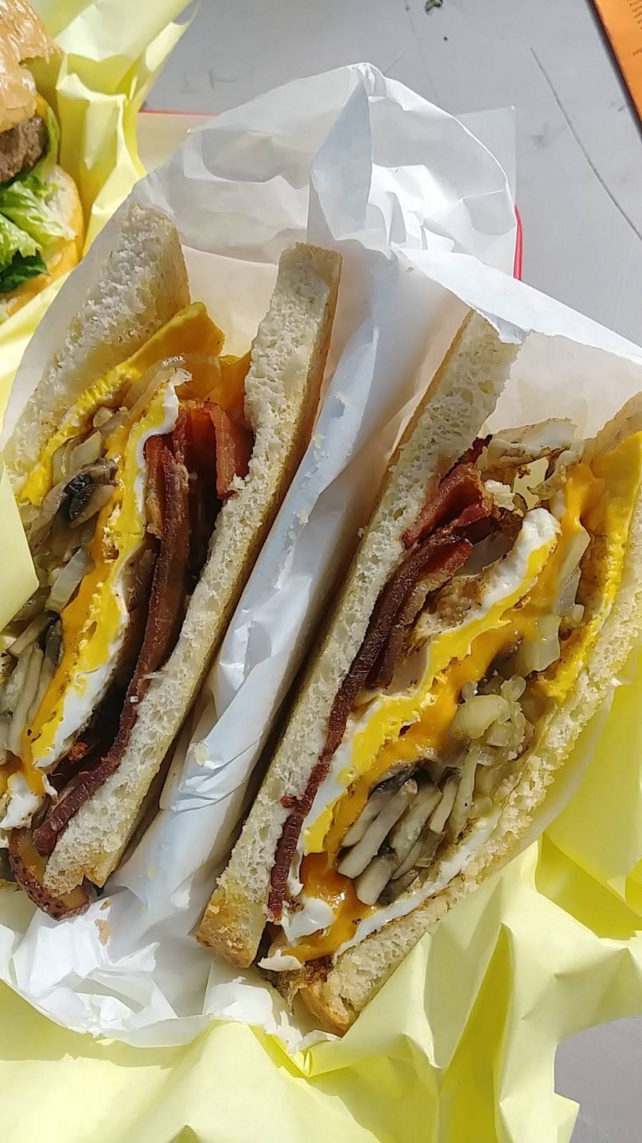 Redrum Burger | restaurant | 978 Olive Dr, Davis, CA 95616, USA | 5307562142 OR +1 530-756-2142