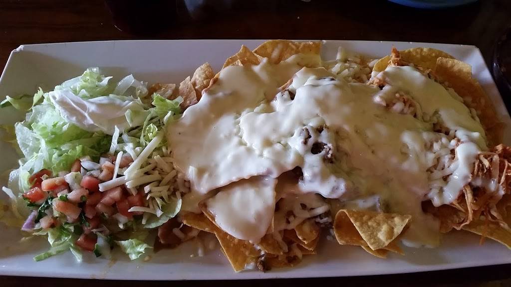 Azul Tequila Bar & Grill | restaurant | 2421 Hanley Rd #100, Hudson, WI 54016, USA | 7158080275 OR +1 715-808-0275