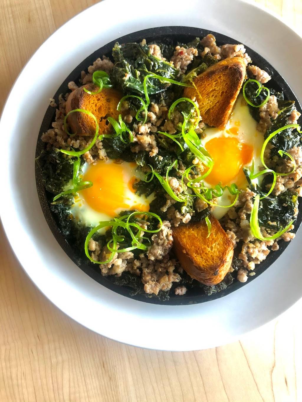 Roze Pony | restaurant | 5133 Harding Pike, Nashville, TN 37205, USA | 6159425057 OR +1 615-942-5057