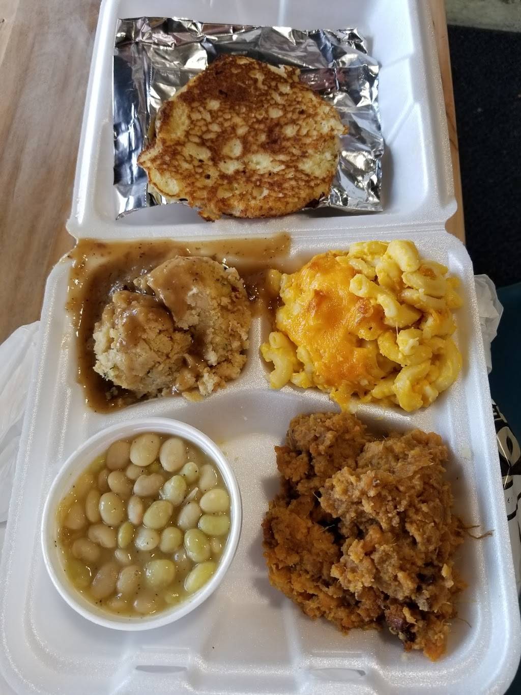 the Chicken Ladys Coop | restaurant | 6597 Whittlesey Blvd, Columbus, GA 31909, USA | 7065075571 OR +1 706-507-5571