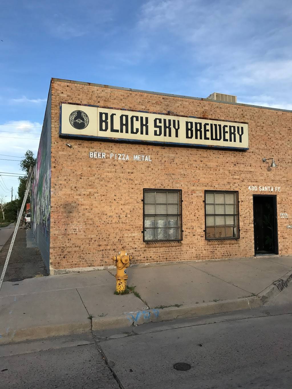 Black Sky Brewery | restaurant | 490 Santa Fe Dr, Denver, CO 80204, USA | 7207085816 OR +1 720-708-5816