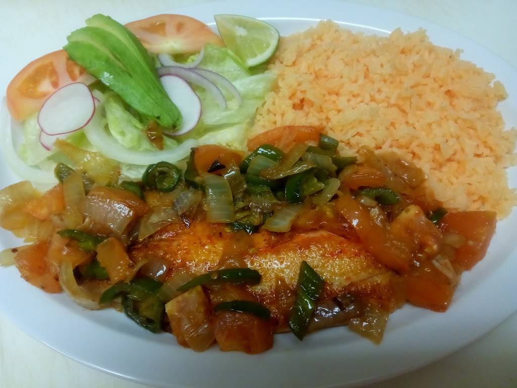 El Dorado | restaurant | 3221, 6952 N Clark St, Chicago, IL 60626, USA | 8722086150 OR +1 872-208-6150