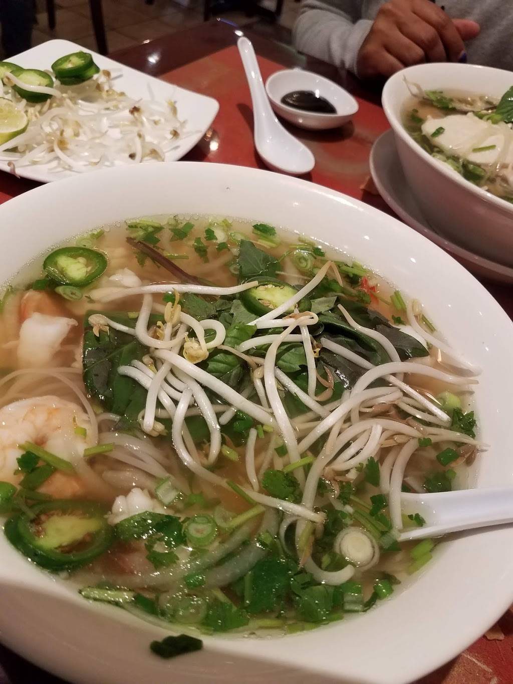 Pho Factory | restaurant | 44110 Ashburn Village Blvd #194, Ashburn, VA 20147, USA | 7038589100 OR +1 703-858-9100