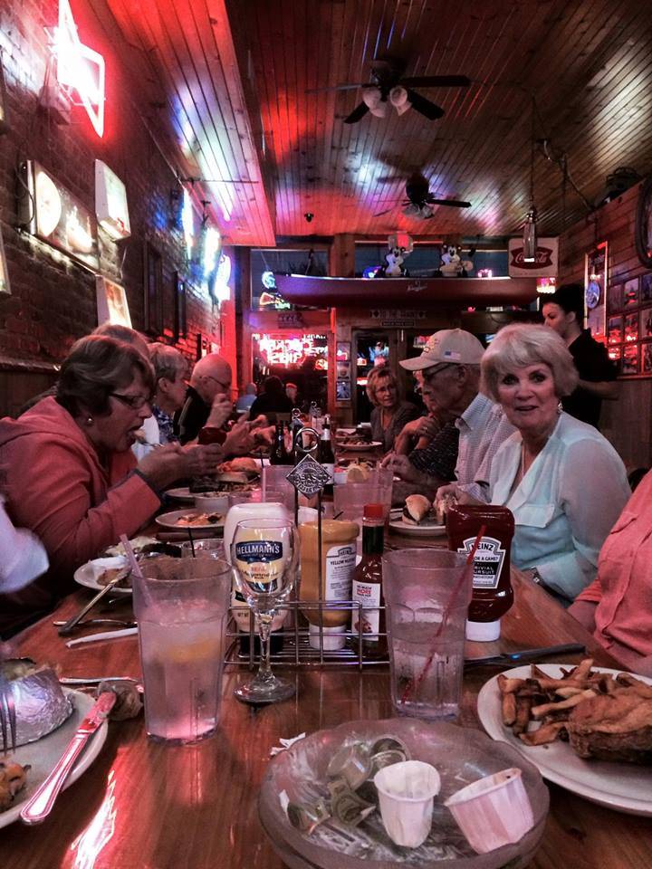 Waterstreet Pub | restaurant | 1525 Water St, Peru, IL 61354, USA | 8152230400 OR +1 815-223-0400