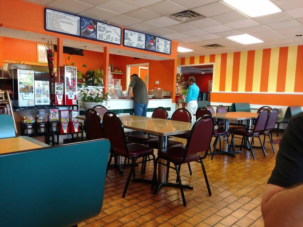 Tacos Salsas Y Carnitas | restaurant | 1615, 1021 W Hillcrest Dr # A, DeKalb, IL 60115, USA | 8157876898 OR +1 815-787-6898