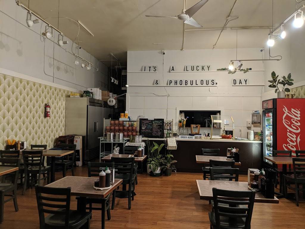Luckys Pho | restaurant | 3414 Fremont Ave N, Seattle, WA 98103, USA | 2065475125 OR +1 206-547-5125