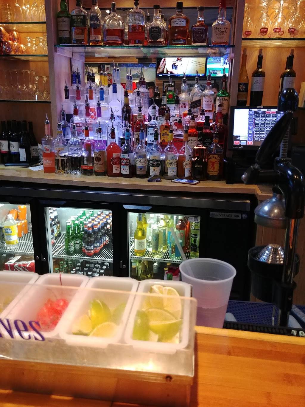 Langways All American Sports Bar | restaurant | 1357 Defense Hwy, Gambrills, MD 21054, USA | 4107214108 OR +1 410-721-4108