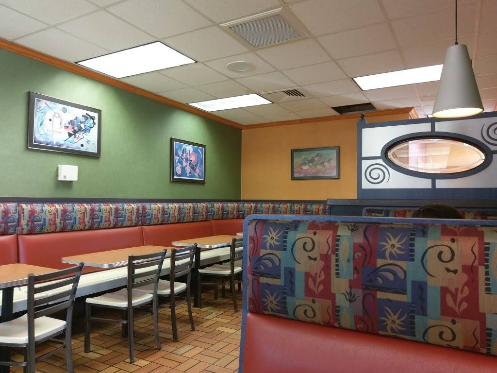 McDonalds | cafe | 5900 Menaul Blvd NE, Albuquerque, NM 87110, USA | 5058843517 OR +1 505-884-3517