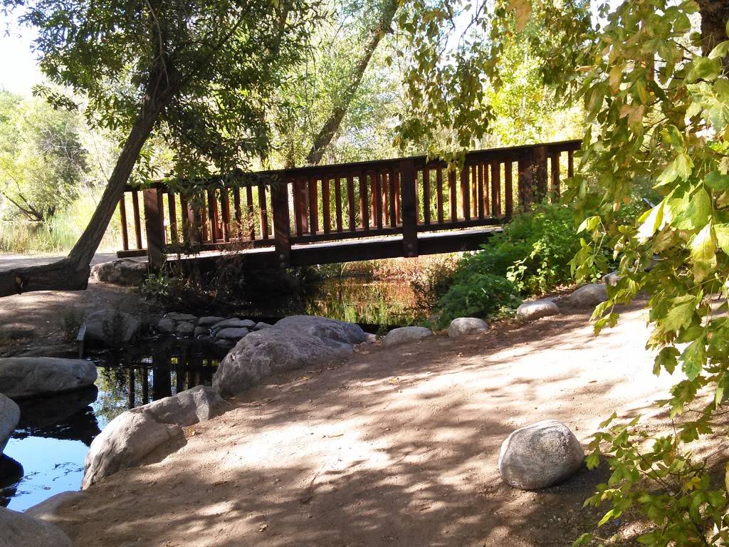 Rileys Farm | restaurant | 12261 Oak Glen Rd, Yucaipa, CA 92399, USA | 9097977534 OR +1 909-797-7534