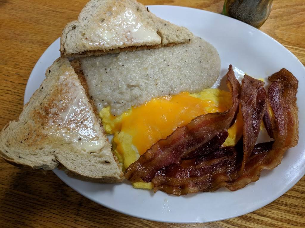 PicNik’s | restaurant | 510 River Hwy, Mooresville, NC 28117, USA | 7046641660 OR +1 704-664-1660