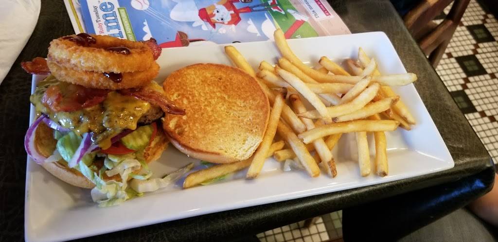 Ruby Tuesday | restaurant | 7070 Swansea Mall Dr, Swansea, MA 02777, USA | 5086783343 OR +1 508-678-3343