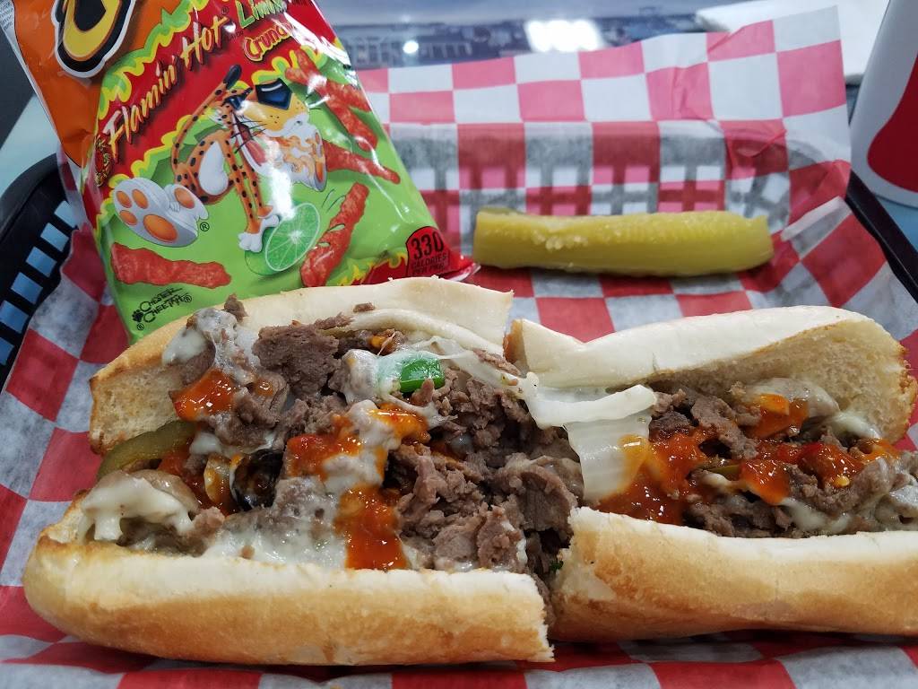 Larrys Giant Subs | meal takeaway | 5030 US-290 #550, Austin, TX 78735, USA | 5128929991 OR +1 512-892-9991