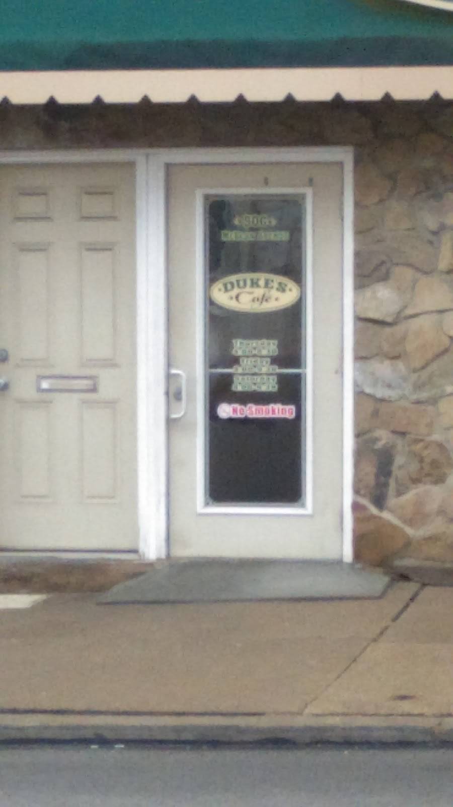 Dukes Cafe | restaurant | 506 McKean Ave, Donora, PA 15033, USA | 7248238041 OR +1 724-823-8041