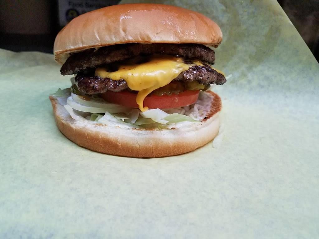 Good Luck Drive In | restaurant | 3140 E Ledbetter Dr, Dallas, TX 75216, USA | 2143713348 OR +1 214-371-3348