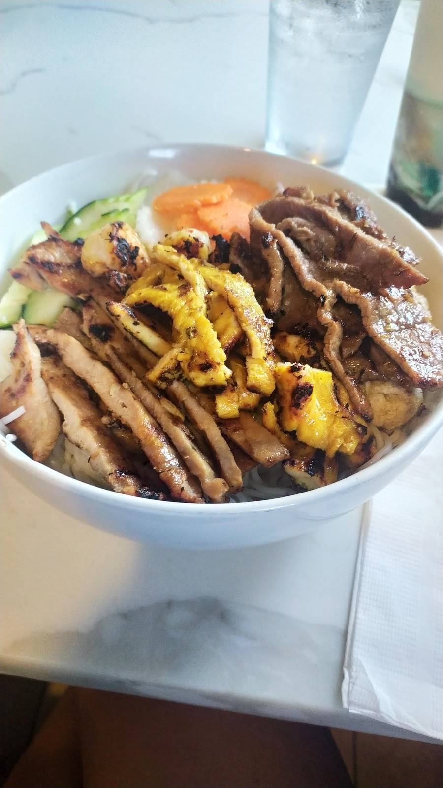 Saigon Springs | restaurant | 3408 N Academy Blvd, Colorado Springs, CO 80917, USA | 7195971175 OR +1 719-597-1175