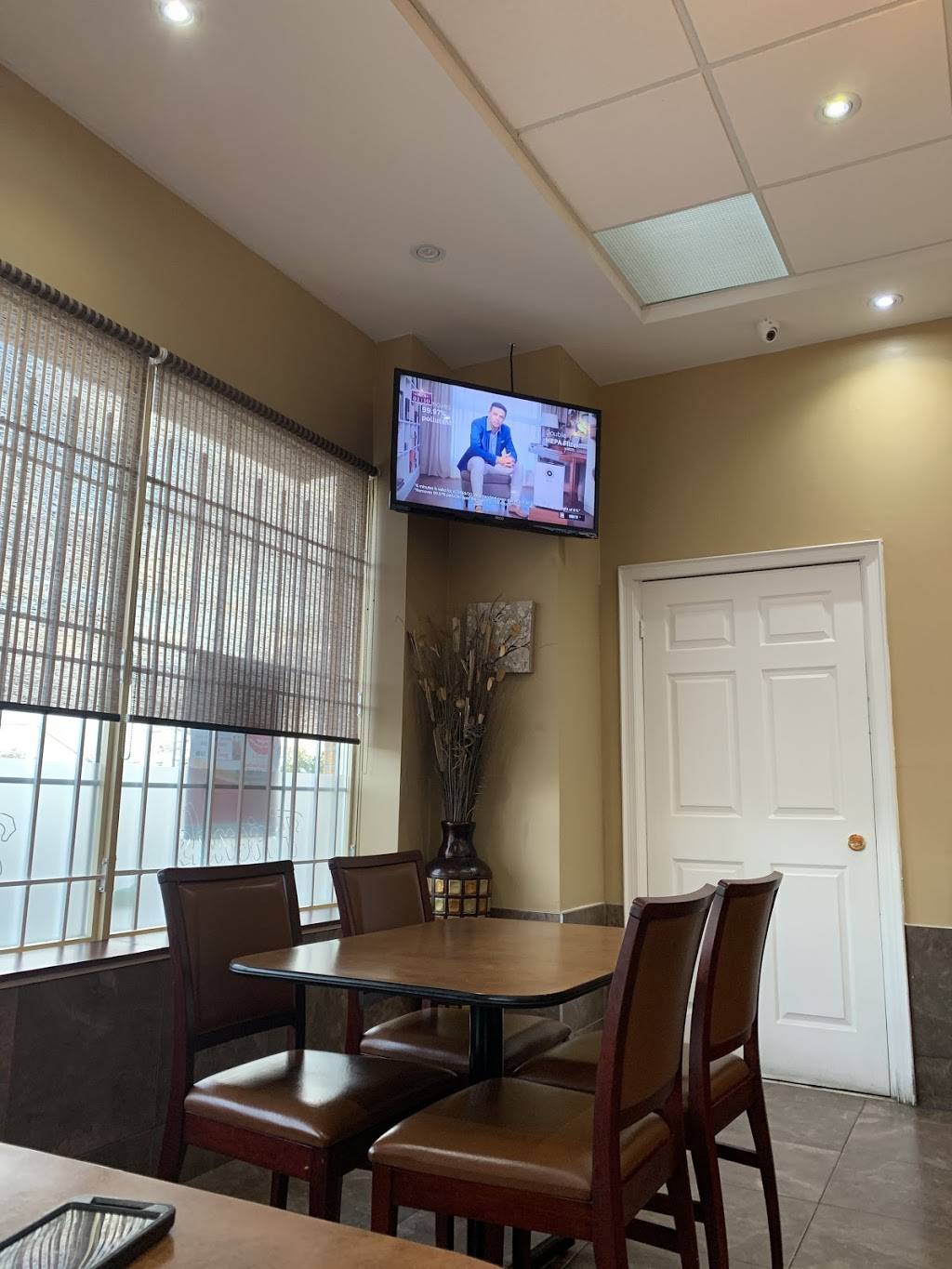 Friends Sweet Restaurant | restaurant | 860 N Park Dr #10, Brampton, ON L6S 4N5, Canada | 9054550666 OR +1 905-455-0666