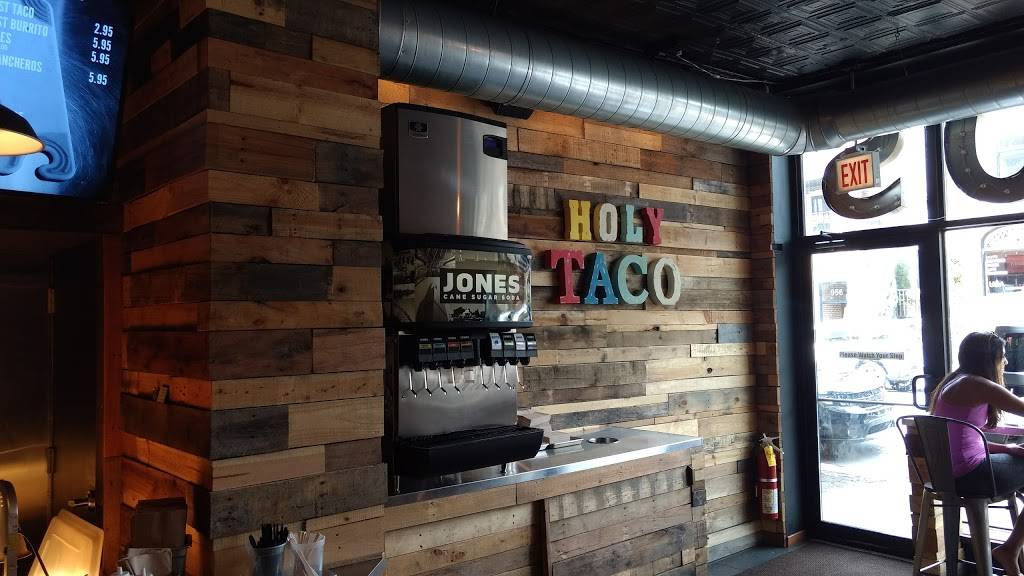 Holy Taco | restaurant | 953 W. Webster Ave., Chicago, IL 60614, USA | 7738570844 OR +1 773-857-0844