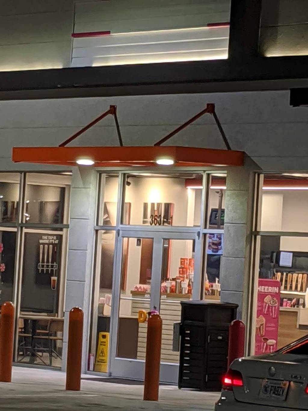 Dunkin | bakery | 3631 Blanding Blvd Building 1, Jacksonville, FL 32210, USA | 9045248940 OR +1 904-524-8940