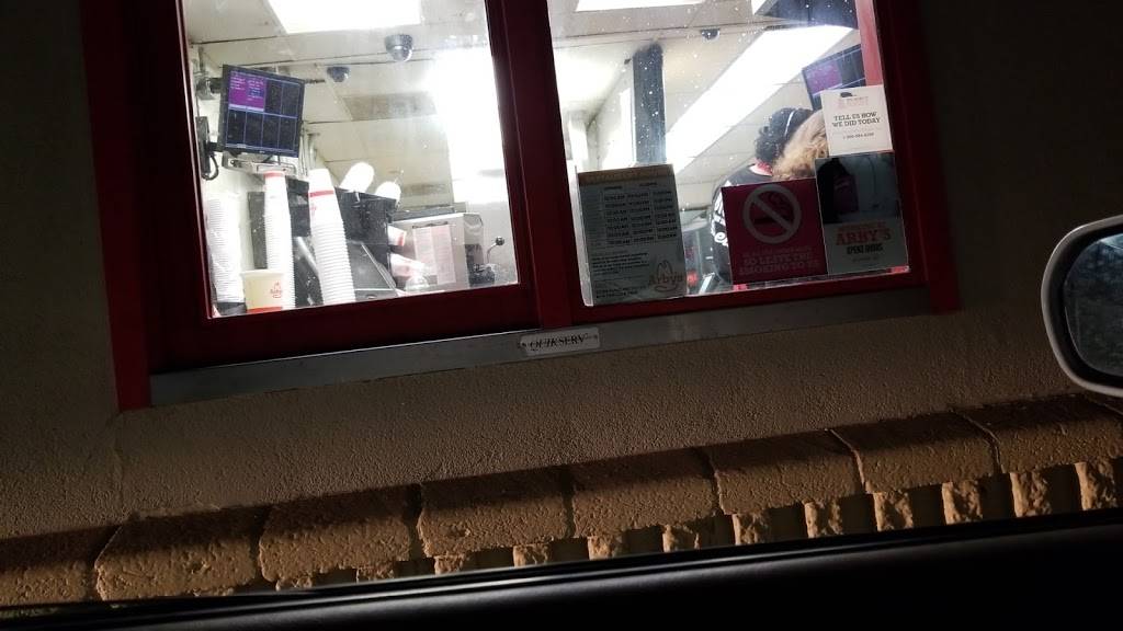 Arbys | meal takeaway | 3430 S State St, Salt Lake City, UT 84115, USA | 8014869132 OR +1 801-486-9132