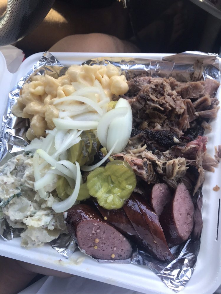 Goebel’s Country Store | restaurant | 22299 OR-62, Shady Cove, OR 97539, USA | 5418783807 OR +1 541-878-3807