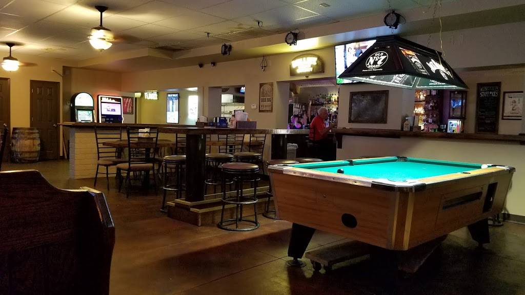 Whiskey Dicks | restaurant | 801 S Seneca St, Wichita, KS 67213, USA | 3162016209 OR +1 316-201-6209