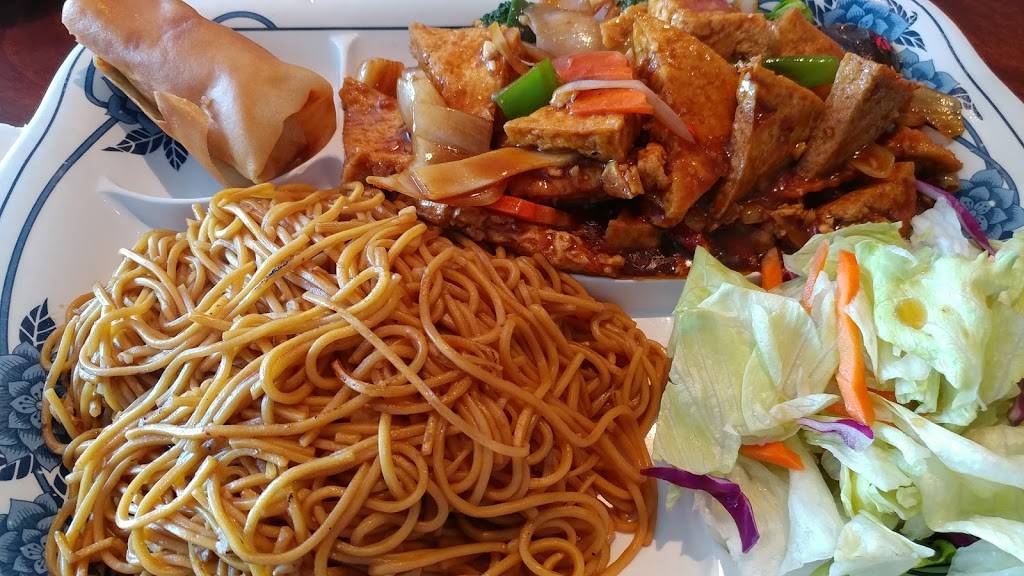 Moon Wok | restaurant | 23460 Cinema Dr, Santa Clarita, CA 91355, USA | 6612881898 OR +1 661-288-1898