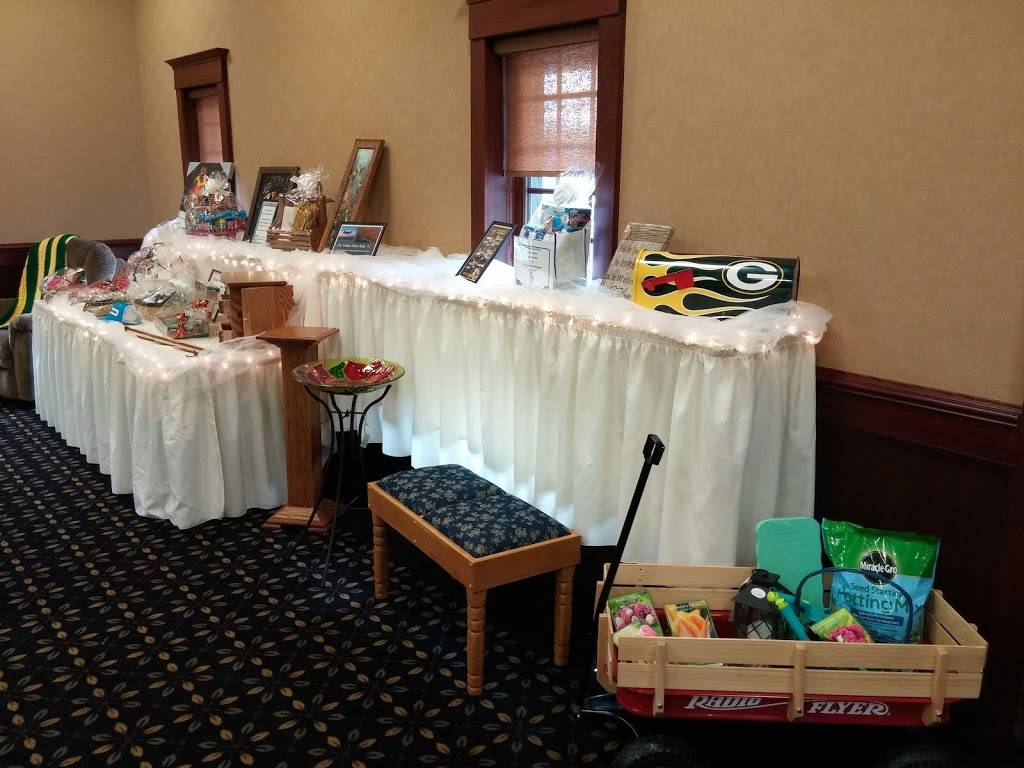 The Marq | restaurant | 3177 French Rd, De Pere, WI 54115, USA | 9207858090 OR +1 920-785-8090