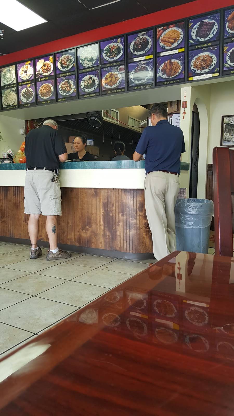 China One | restaurant | 8747 Temple Terrace Hwy, Tampa, FL 33637, USA | 8139831688 OR +1 813-983-1688