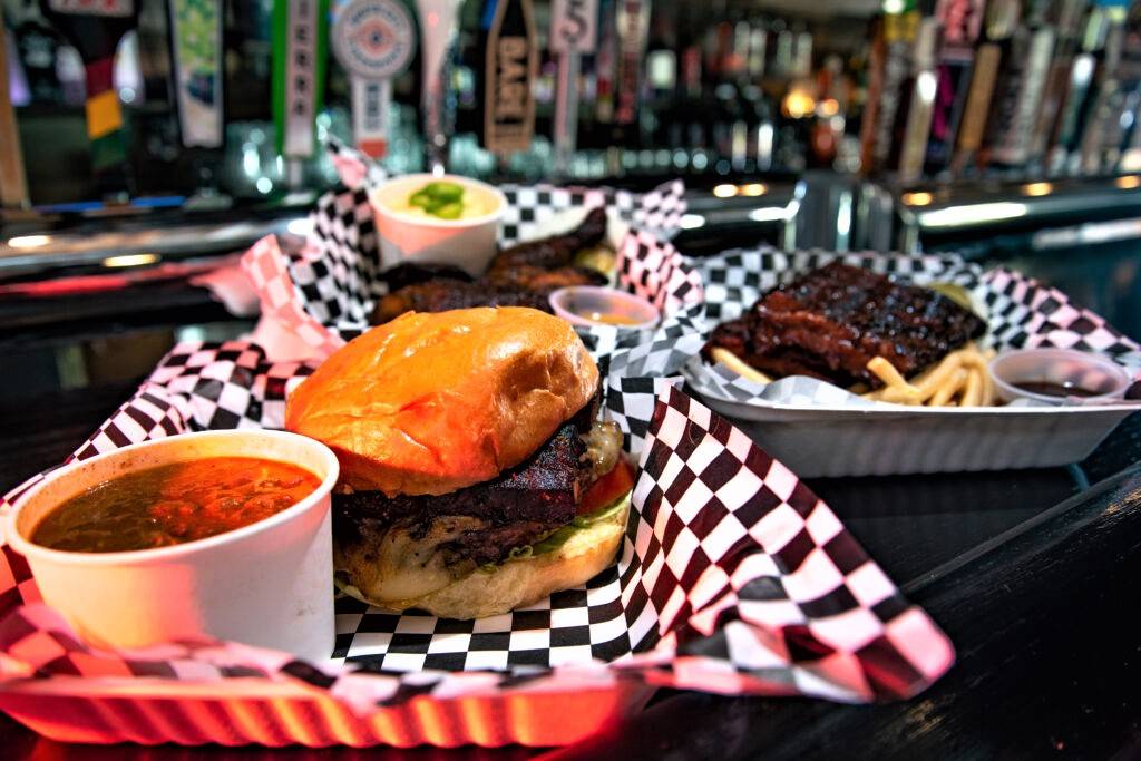 ECR Pub | restaurant | 864 El Camino Real, Belmont, CA 94002, USA | 6505959531 OR +1 650-595-9531