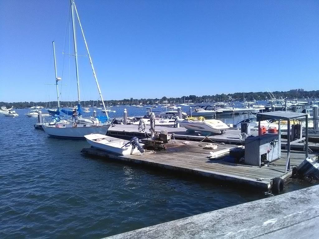 Bayside Marina | meal takeaway | 28-05 Cross Island Pkwy, Bayside, NY 11360, USA | 7182290097 OR +1 718-229-0097