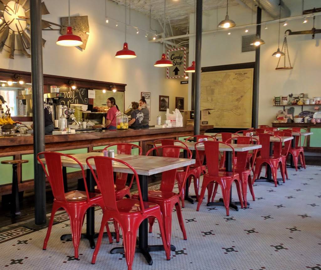 Farm Luck Soda Fountain & Dry Goods | restaurant | 109 W Franklin St #119, Waxahachie, TX 75165, USA | 2149038021 OR +1 214-903-8021