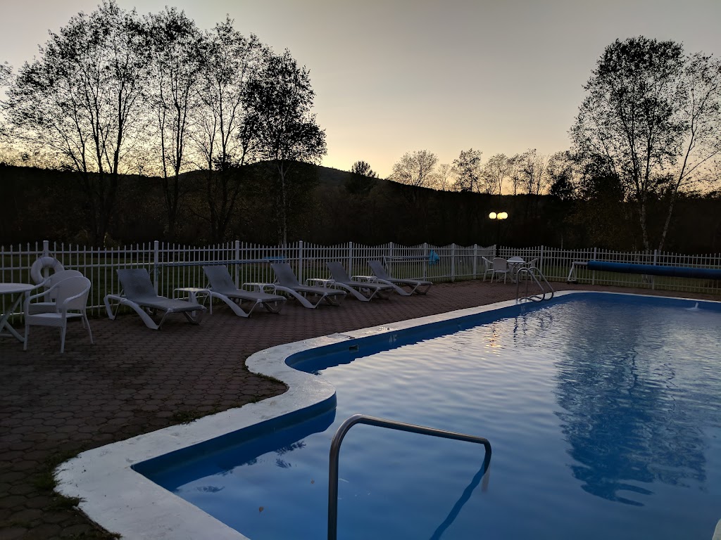 Franconia Inn | restaurant | 1172 Easton Rd, Franconia, NH 03580, USA | 6038235542 OR +1 603-823-5542