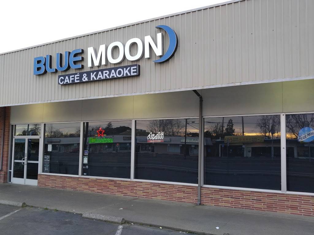 Blue Moon Cafe and Karaoke | night club | 5000 Freeport Blvd, Sacramento, CA 95822, USA | 9167062995 OR +1 916-706-2995