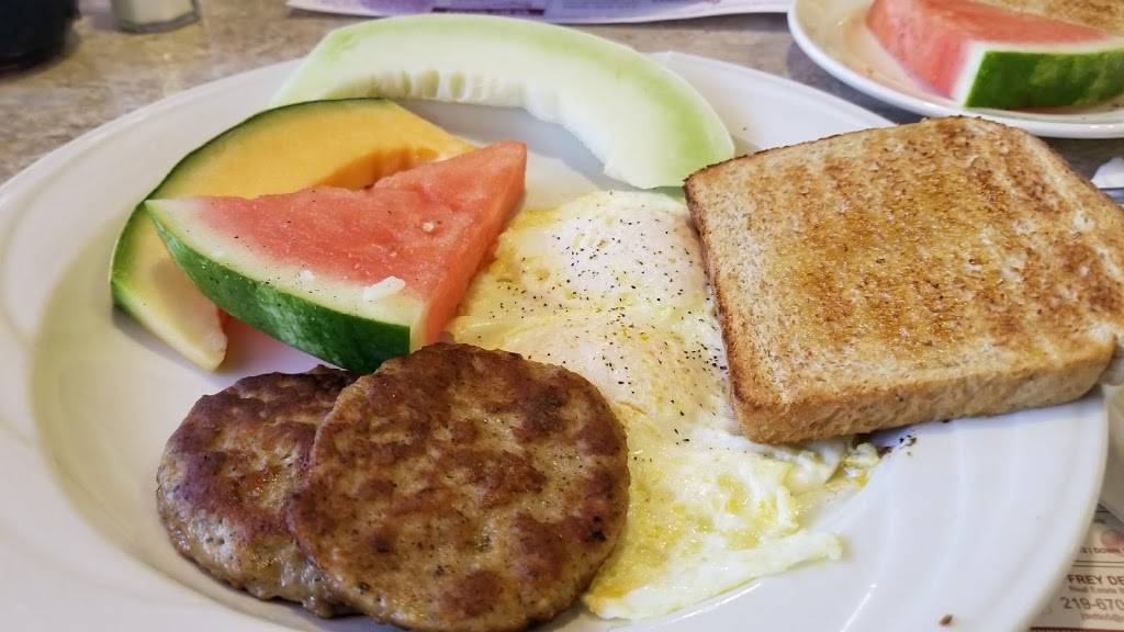 Sophias House of Pancakes | restaurant | 9344 Indianapolis Blvd, Highland, IN 46322, USA | 2199244955 OR +1 219-924-4955