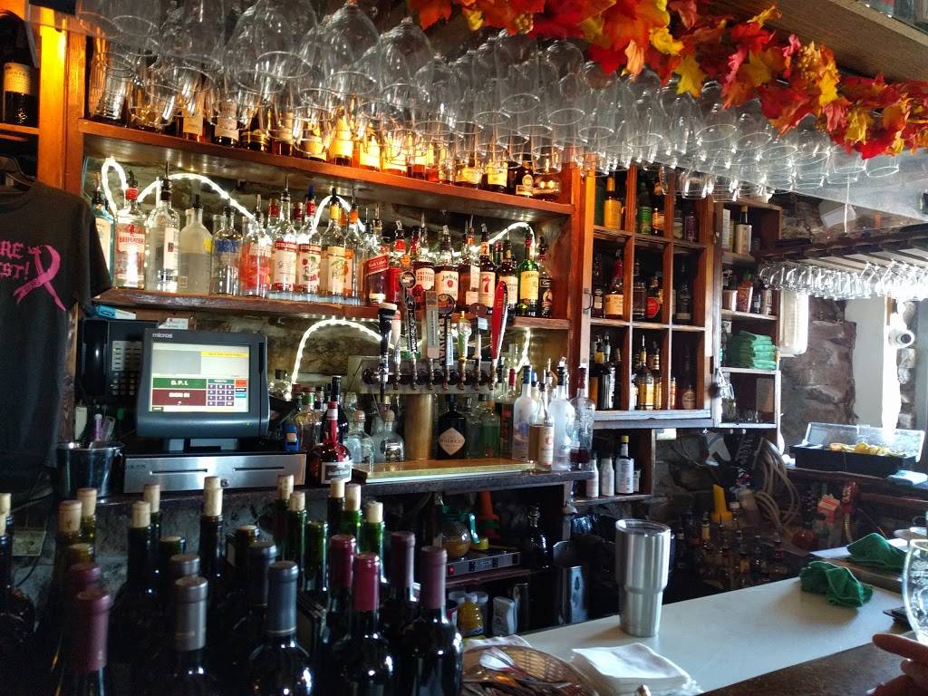 Captain Daniel Packer Inne | restaurant | 32 Water St, Mystic, CT 06355, USA | 8605363555 OR +1 860-536-3555