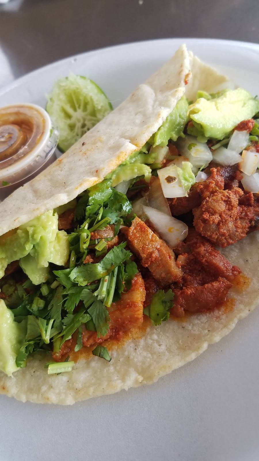 Los Valles Produce | restaurant | 3915 Nogalitos St, San Antonio, TX 78211, USA | 2109279595 OR +1 210-927-9595