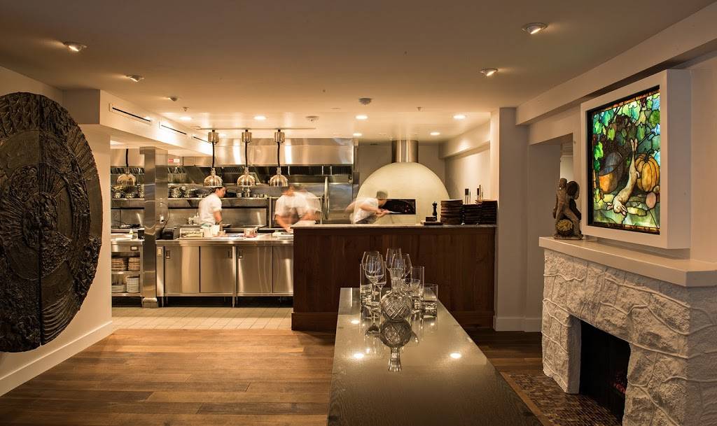 1921 Mount Dora | restaurant | 142 E 4th Ave, Mt Dora, FL 32757, USA | 3523851921 OR +1 352-385-1921