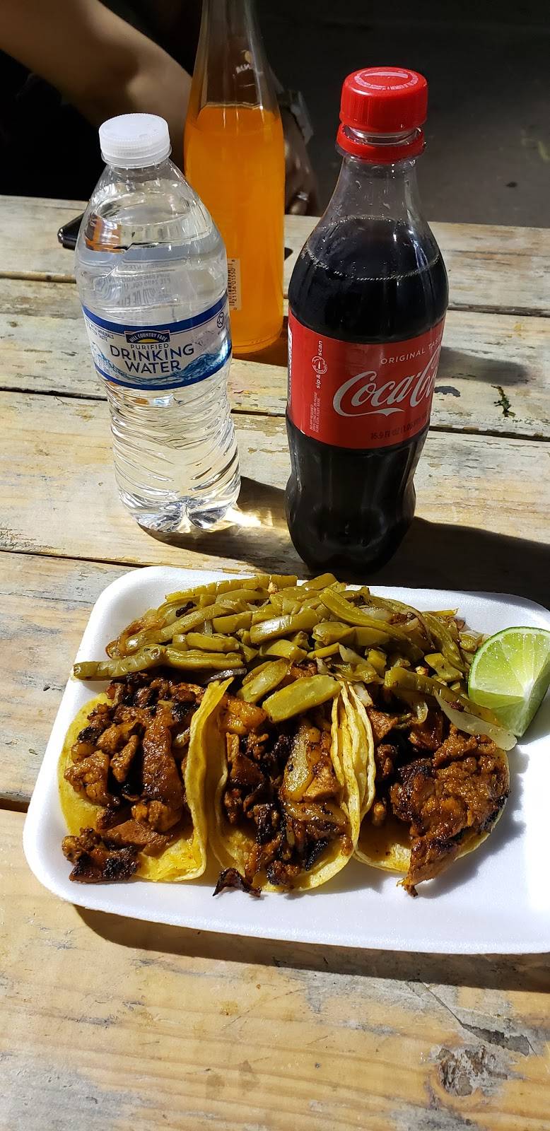 Tacos de trompo los güeros | restaurant | 3311, 7355 S Texas 6, Houston, TX 77083, USA | 8327277557 OR +1 832-727-7557