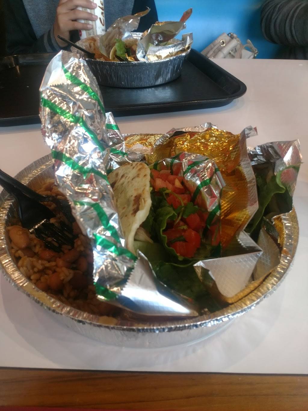 Cafe Rio Mexican Grill | restaurant | 21293 S Ellsworth Loop, Queen Creek, AZ 85142, USA | 4809393516 OR +1 480-939-3516