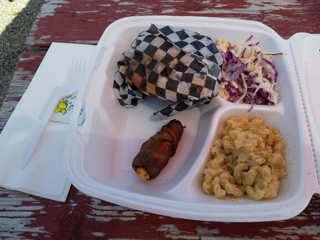 Little Red Shack BBQ | restaurant | 1016 Carp Rd, Stittsville, ON K2S 1B9, Canada | 6139837559 OR +1 613-983-7559