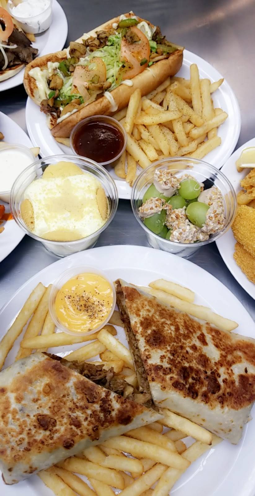 Big Sharks | restaurant | 7600 S Exchange Ave, Chicago, IL 60649, USA | 7735307625 OR +1 773-530-7625