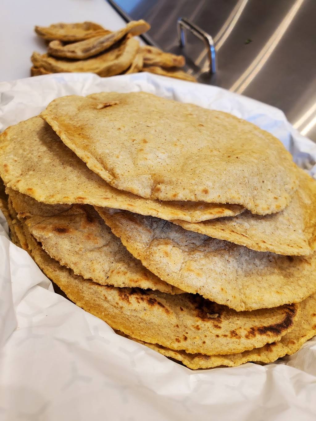 Las Monarcas Mexican Restaurant | restaurant | 159 N Milwaukee Ave, Libertyville, IL 60048, USA | 2245135079 OR +1 224-513-5079