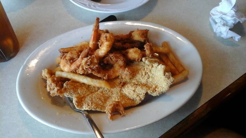 Texas Seafood Restaurant | restaurant | 10155 East Fwy, Houston, TX 77029, USA | 7136750750 OR +1 713-675-0750