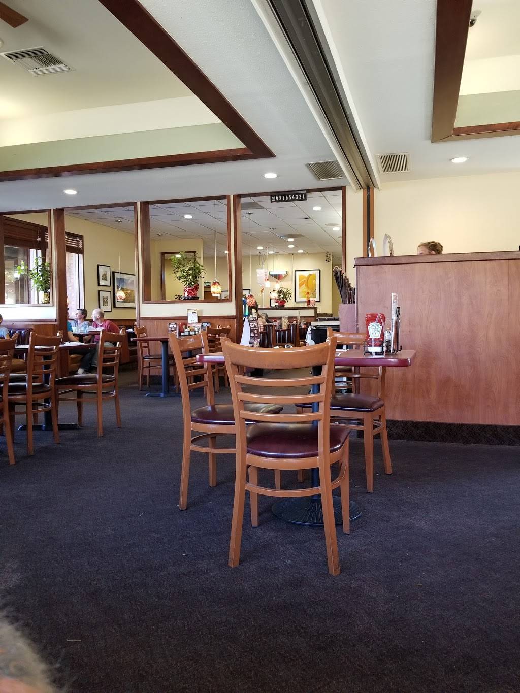 Dennys | restaurant | 200 S, CA-49, Jackson, CA 95642, USA | 2092571555 OR +1 209-257-1555