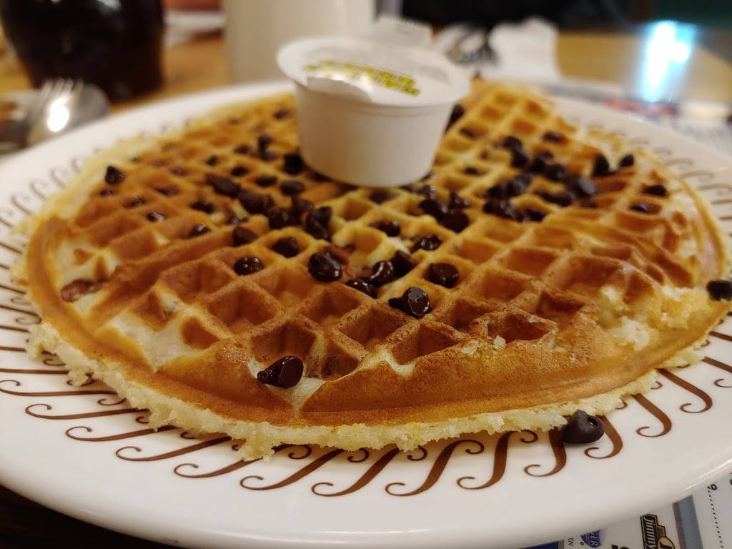 Waffle House | meal takeaway | 7022 S Mingo Rd, Tulsa, OK 74133, USA | 9182525176 OR +1 918-252-5176