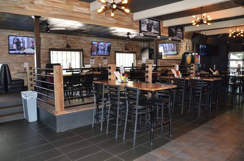 Crusens Farmington | restaurant | 2117 W Farmington Rd, West Peoria, IL 61604, USA | 3096737100 OR +1 309-673-7100